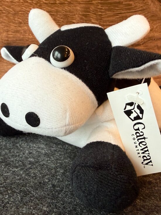 gateway Other - Vintage Gateway Country Cow Computer Mascot Plush 8"